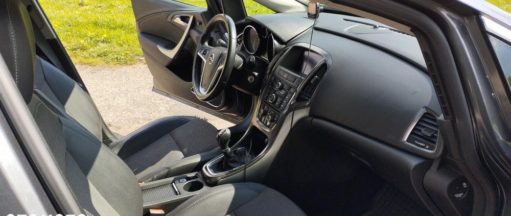 Opel Astra cena 20000 przebieg: 237229, rok produkcji 2011 z Szczekociny małe 667